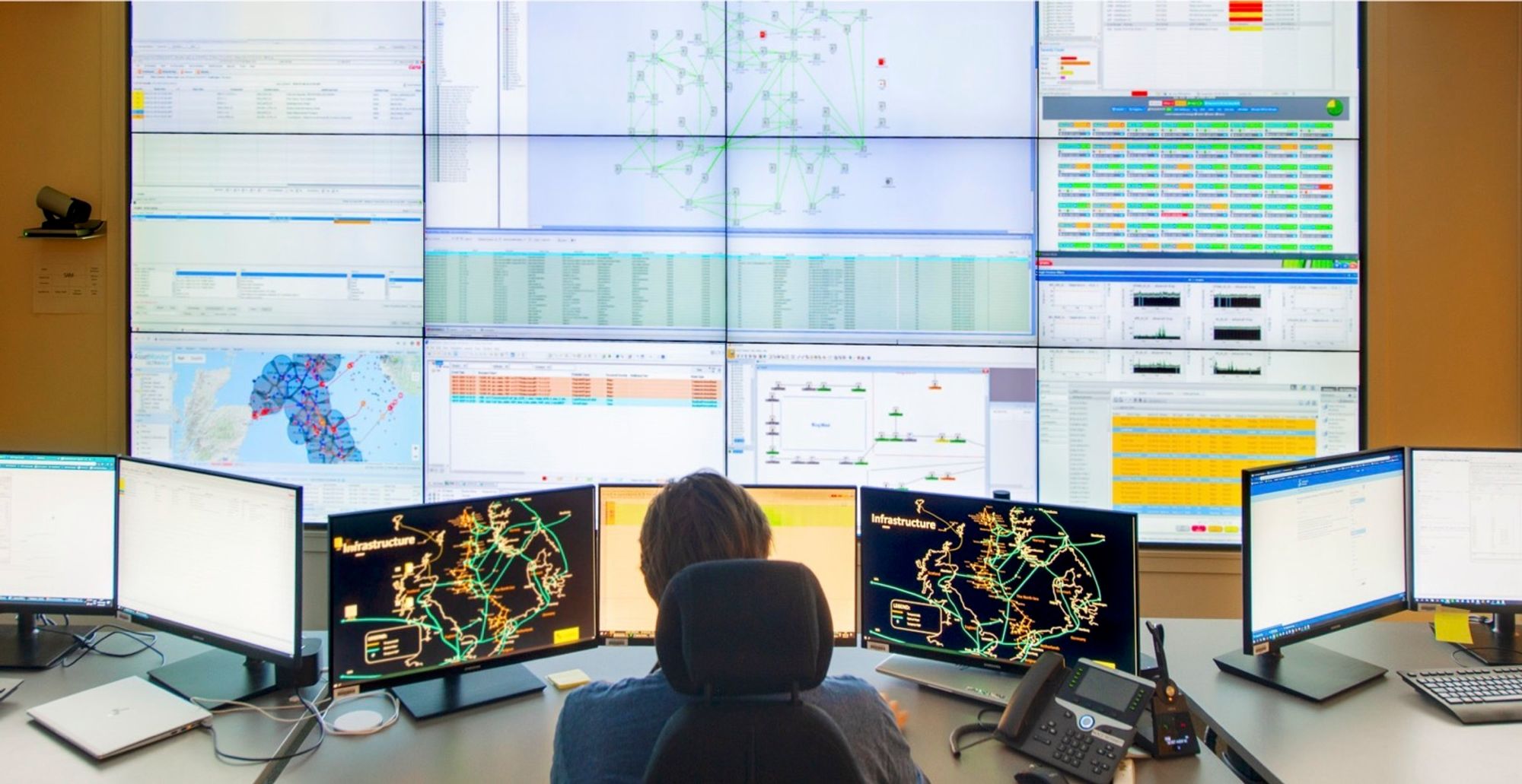 [Ekstra]  Ny fibersensorteknologi: Nå kan norsk selskap overvåke 5400 km sjøkabel – i sanntid