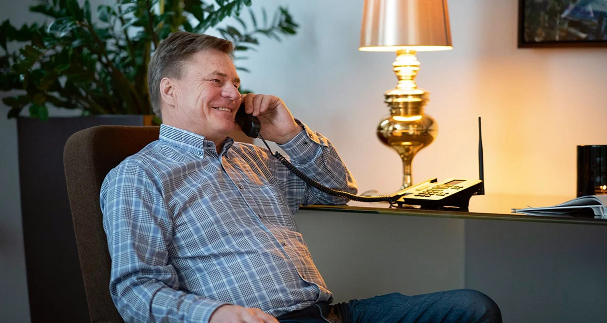 [Ekstra] Telekjempene legger ned… fasttelefonen!