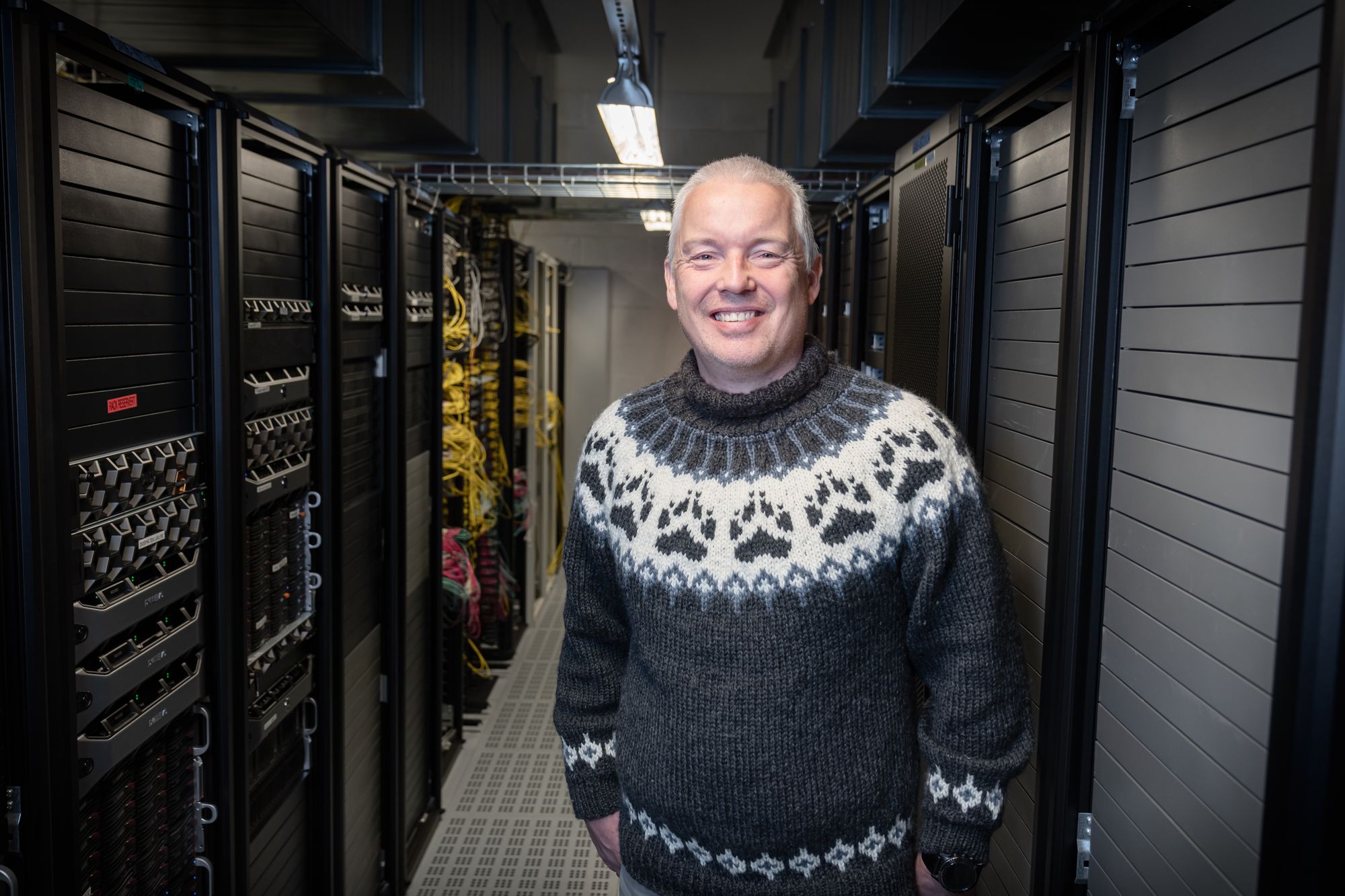 [Ekstra] Tester minisupermaskin: − Galskap å sette den under pulten