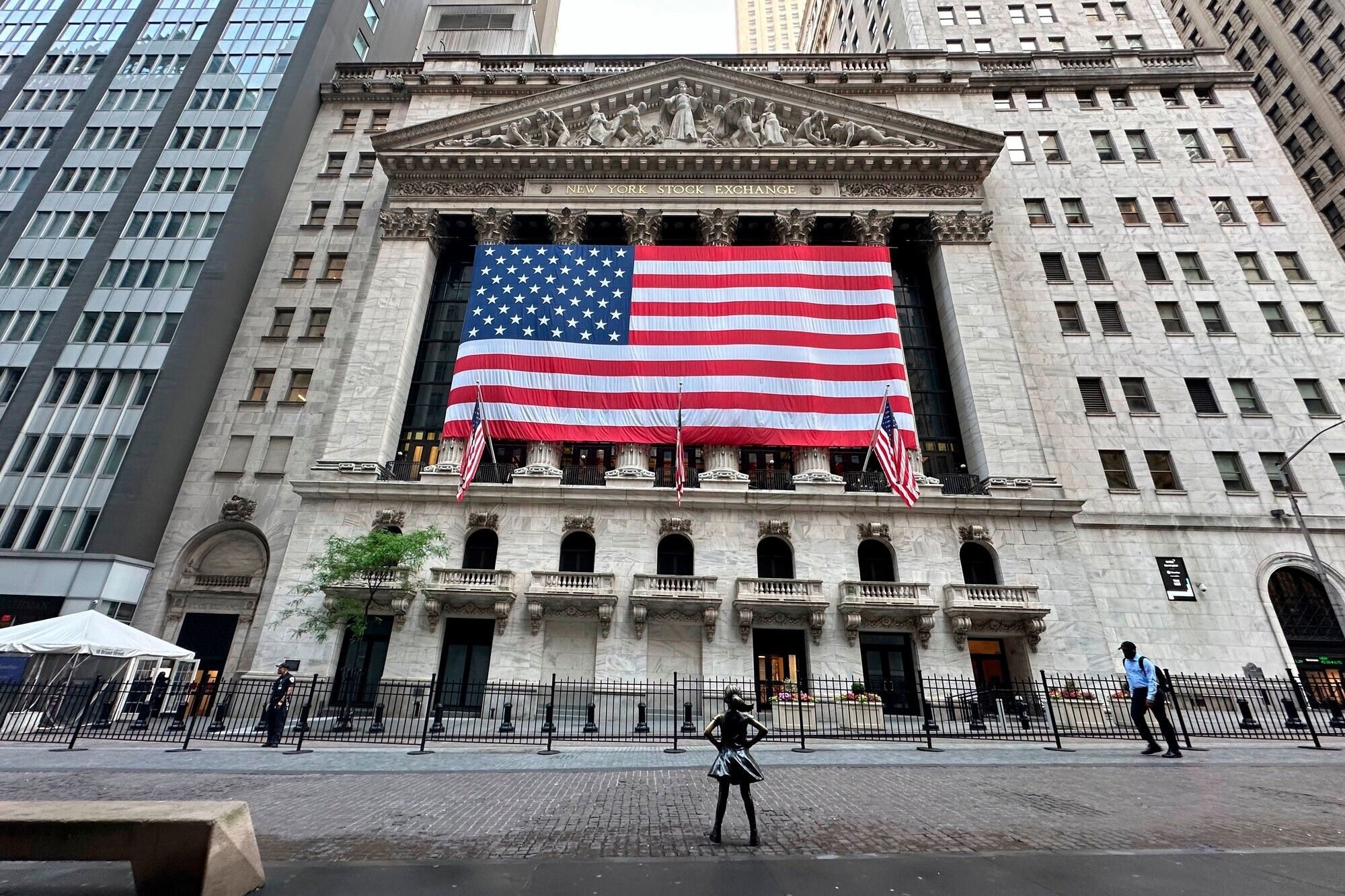 Wall Street: : Meta faller, Microsoft stiger